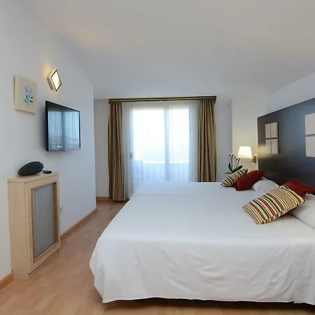 Don Angel & & Padel- Adults Recommended 3*