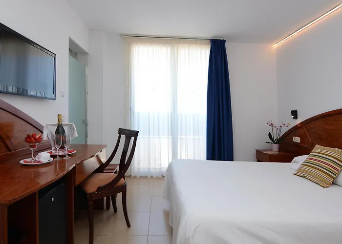 Hotell Don Angel & & Padel- Adults Recommended Santa Susanna