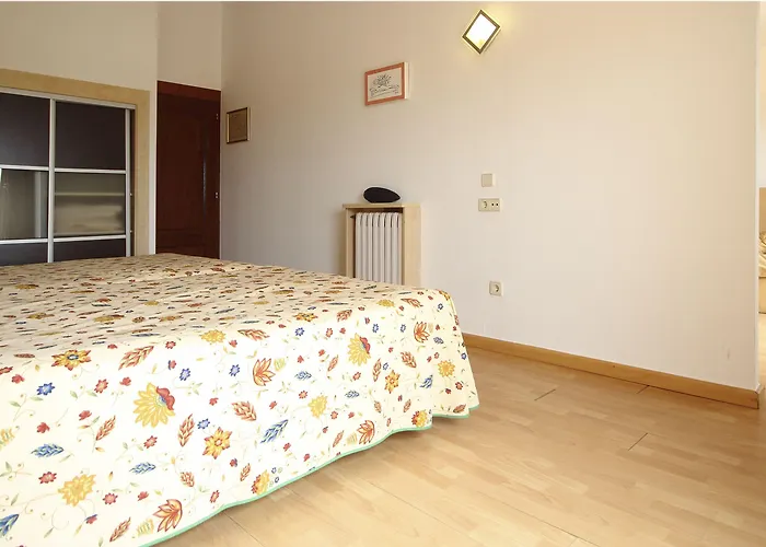 Don Angel & & Padel- Adults Recommended Santa Susanna