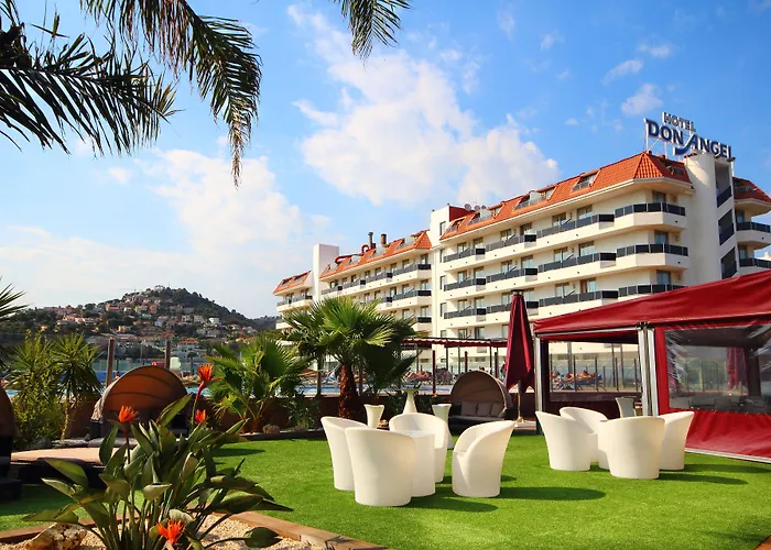 Don Angel & & Padel- Adults Recommended