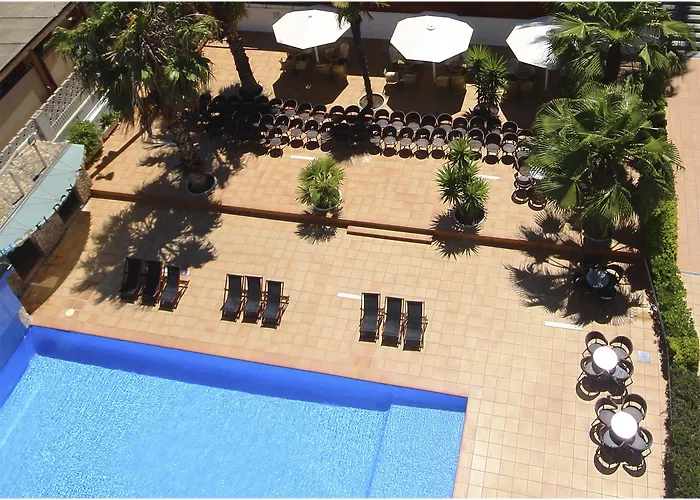 Don Angel & & Padel- Adults Recommended 3*