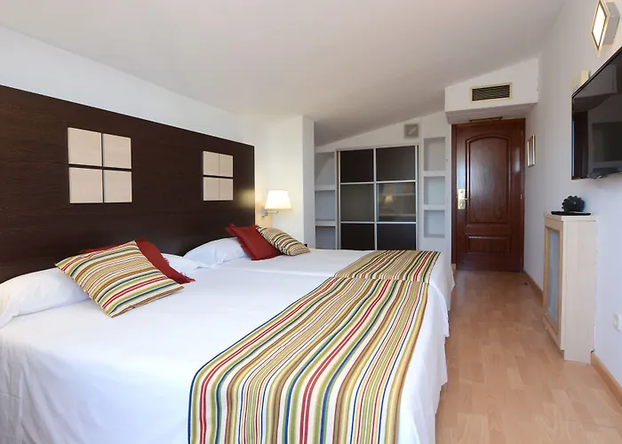 Don Angel & & Padel- Adults Recommended 3* Santa Susanna